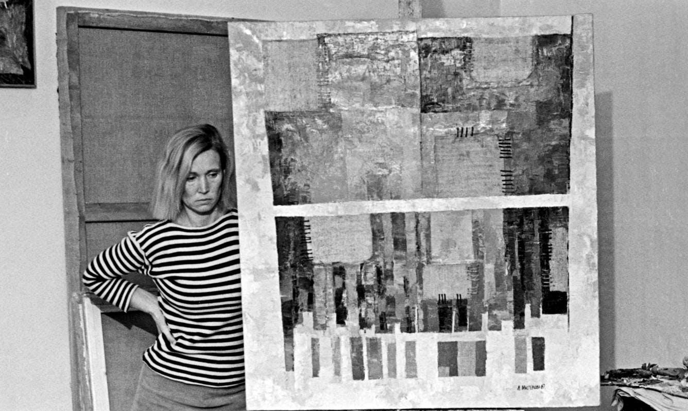 Lydia Masterkova in the studio, Moscow, 1968. Photo: Igor Palmin. Garage Archive Collection